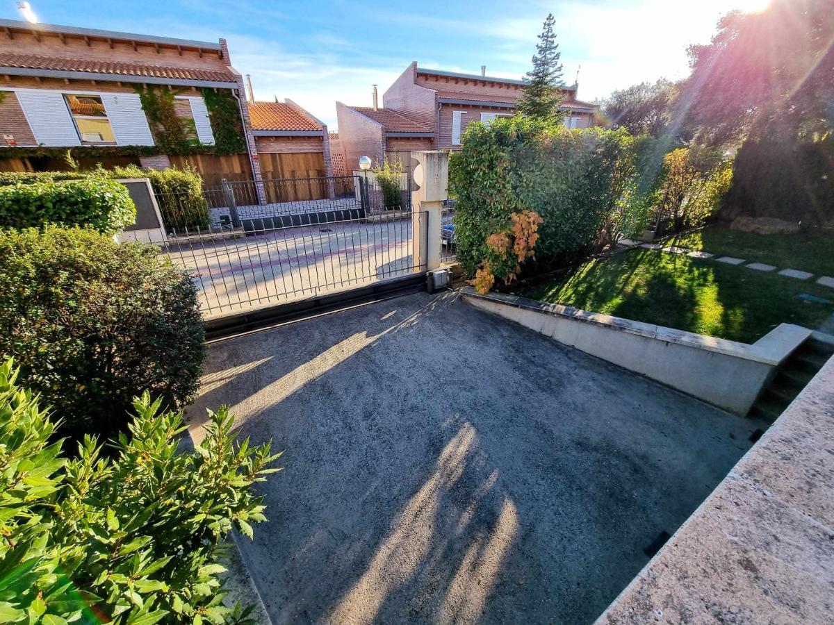 Villa Guara Golf Y Pool Comotucasa Nueno Zewnętrze zdjęcie